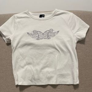 Cropped t-shirt with a butterfly design - Garage